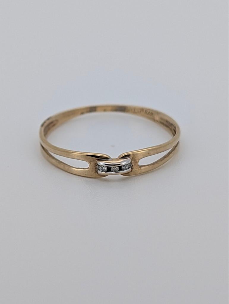 Nieuwe 9k Gouden Ring met Diamanten, Nieuw, Ophalen of Verzenden, 17 tot 18, Met edelsteen