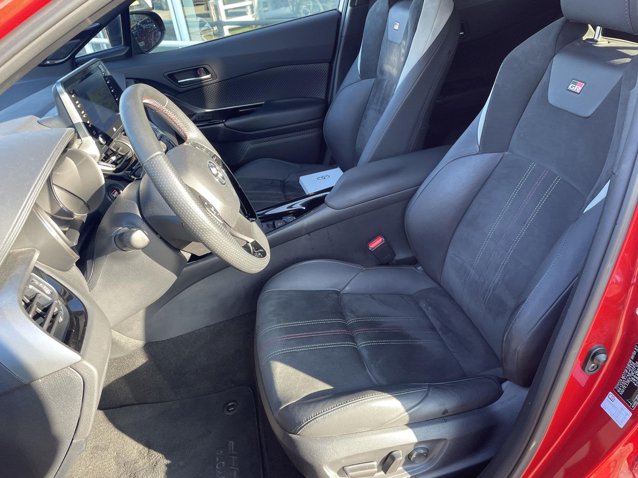 Toyota C-HR 1.8 Hybrid GR-Sport 1e eigenaar, Nieuwstaat, Tre, Auto's, Euro 6, 4 cilinders, 122 pk, Origineel Nederlands