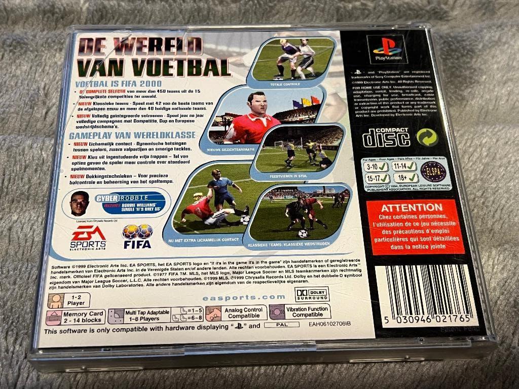 Playstation 1 Game FIFA 2000, Spelcomputers en Games, Games | Sony PlayStation 1, Gebruikt, 2 spelers, Ophalen of Verzenden, Vanaf 3 jaar