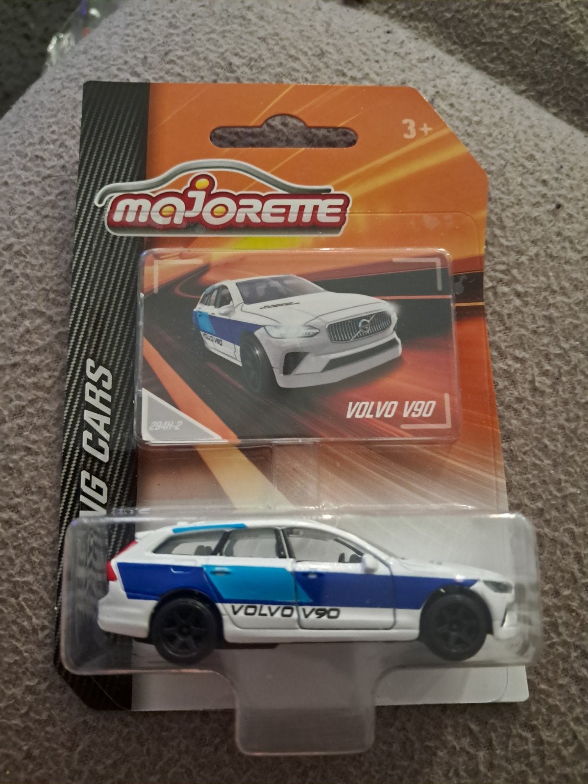 Majorette Volvo V90 wit met blauwe striping nieuw in ovp, Ophalen of Verzenden, Nieuw, Auto
