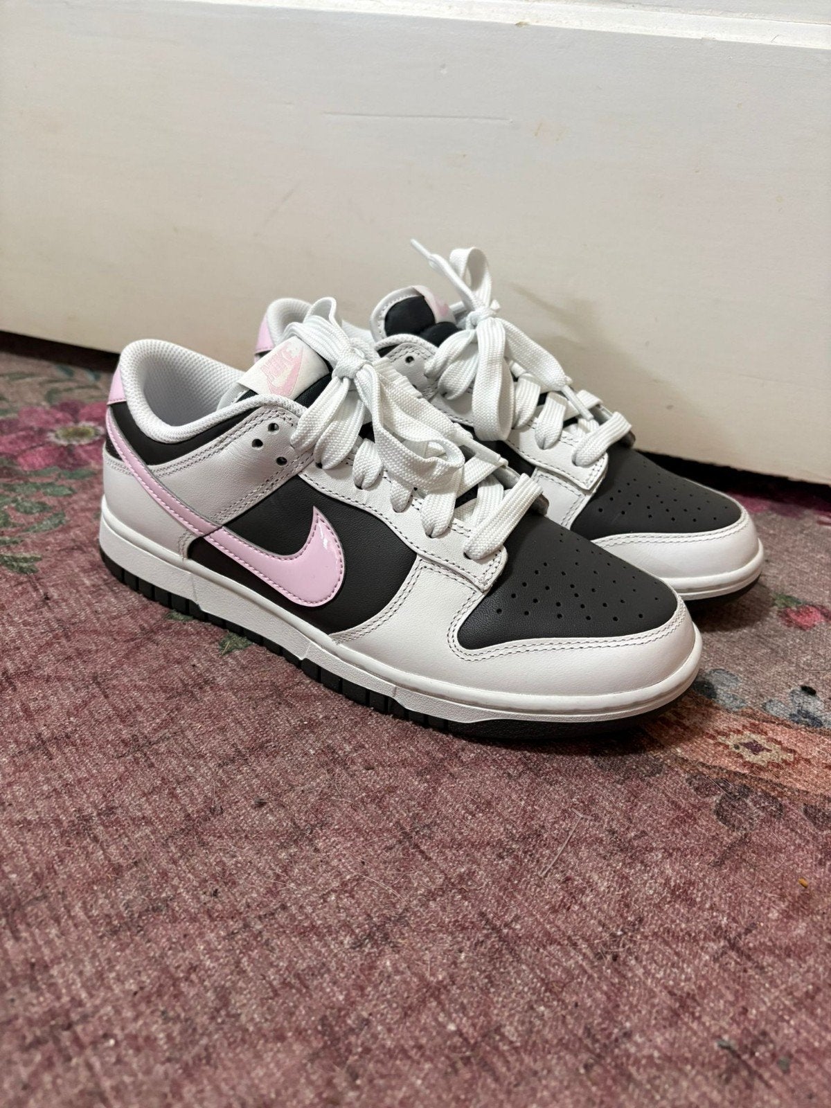 Leuke Nike Dunks, Kleding | Dames, Schoenen, Nike, Ophalen of Verzenden, Grijs, Sneakers of Gympen