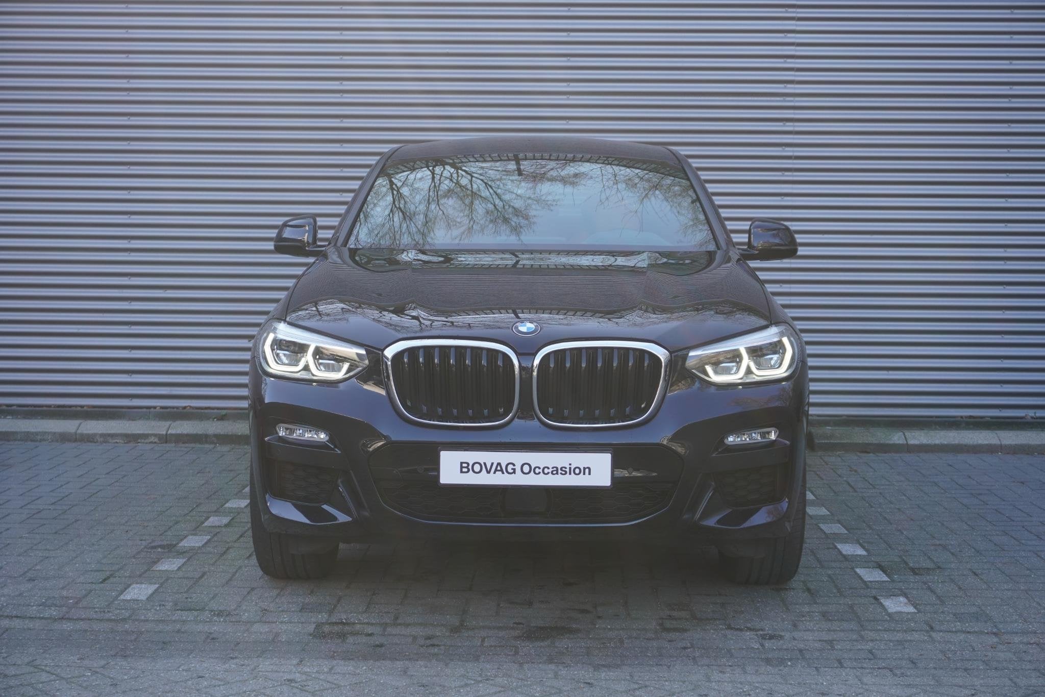 BMW X4 xDrive30i High Executive | 20 inch LM M Dubbelspaak |, Auto's, Automaat, Stof, Gebruikt, 4 cilinders