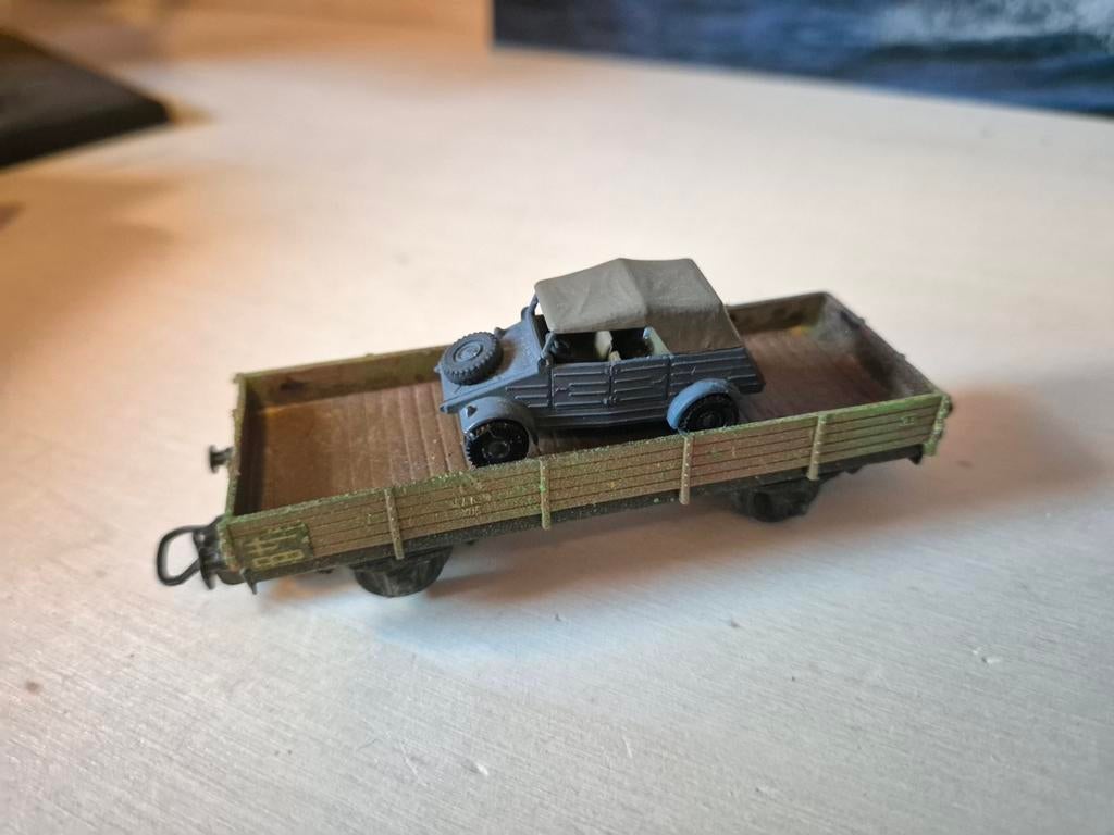 H0 roco minitanks kubel wagen incl camo transport wagon, Gelijkstroom, Wagon, Ophalen of Verzenden, Zo goed als nieuw