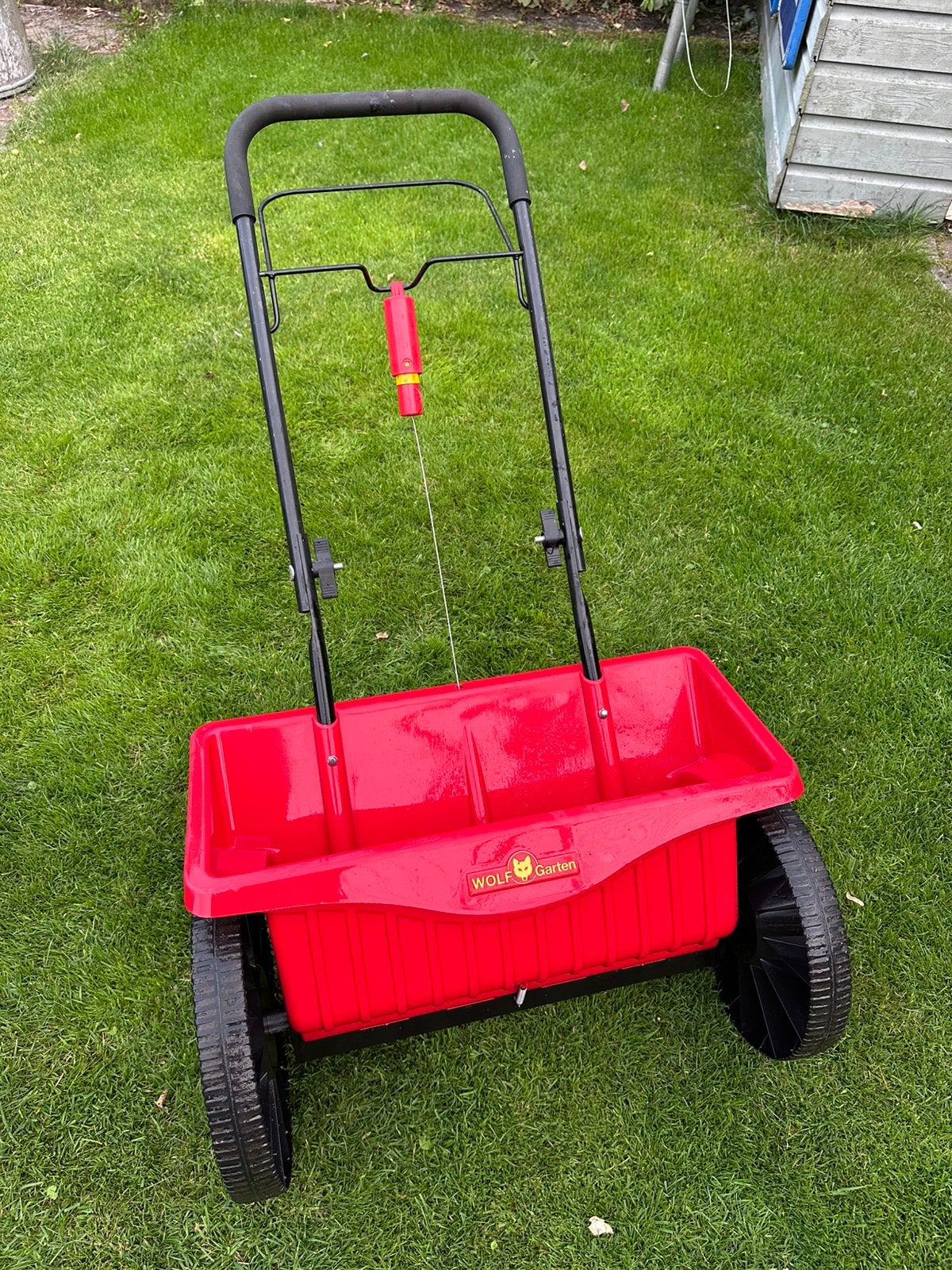 WE 430 Strooiwagen Wolf-Garten tuin graszaad strooi wagen, Tuin en Terras, Hand-tuingereedschap, Zo goed als nieuw, Overige soorten