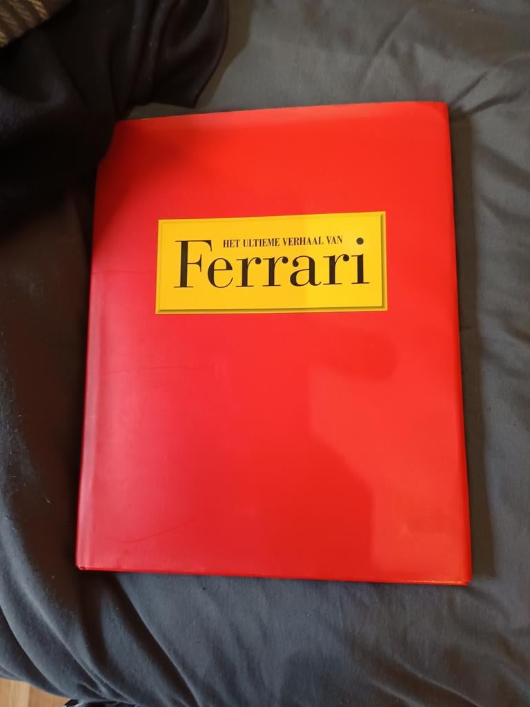 Ferrariboek, Ophalen, Zo goed als nieuw