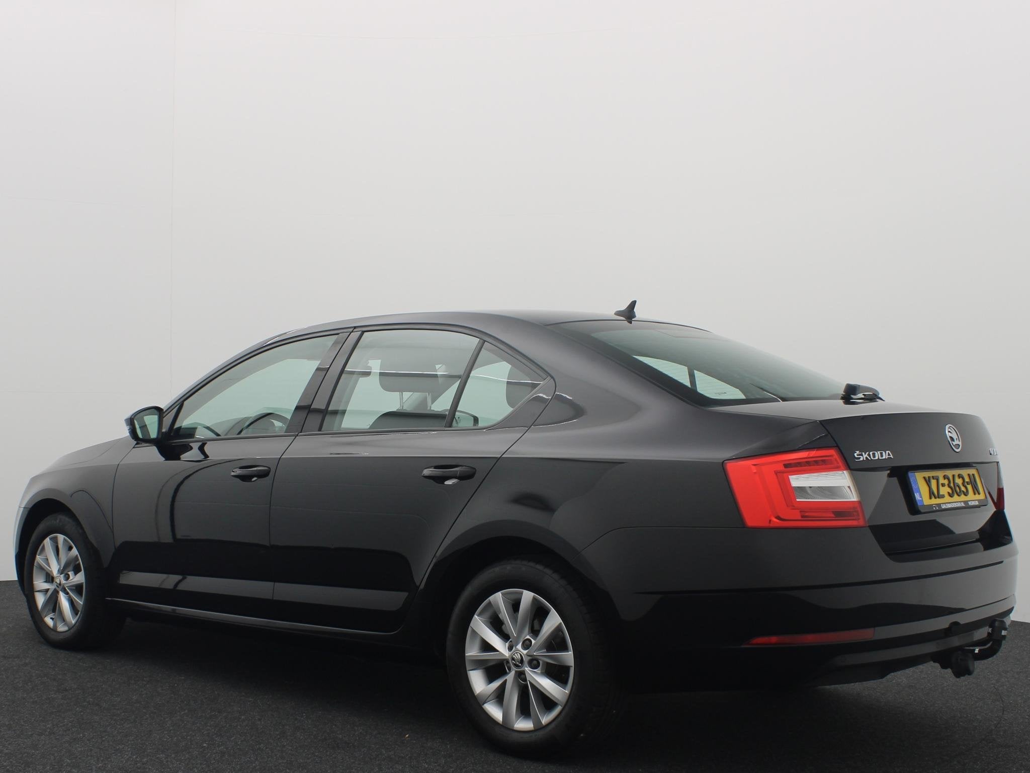 Skoda Octavia 1.0 TSI Greentech Ambition Business VIRTUAL /, Auto's, Stof, Gebruikt, Origineel Nederlands, Bedrijf