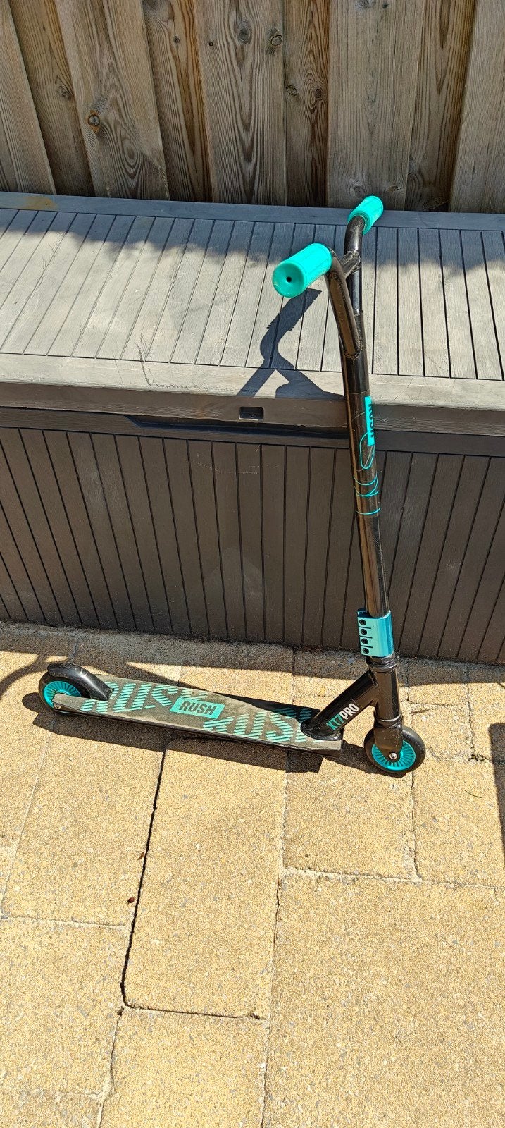 Stuntstep Rush XT7 Pro - Zeer Robuust en Goede Staat, Fietsen en Brommers, Steps, Ophalen, Zo goed als nieuw, Gewone step