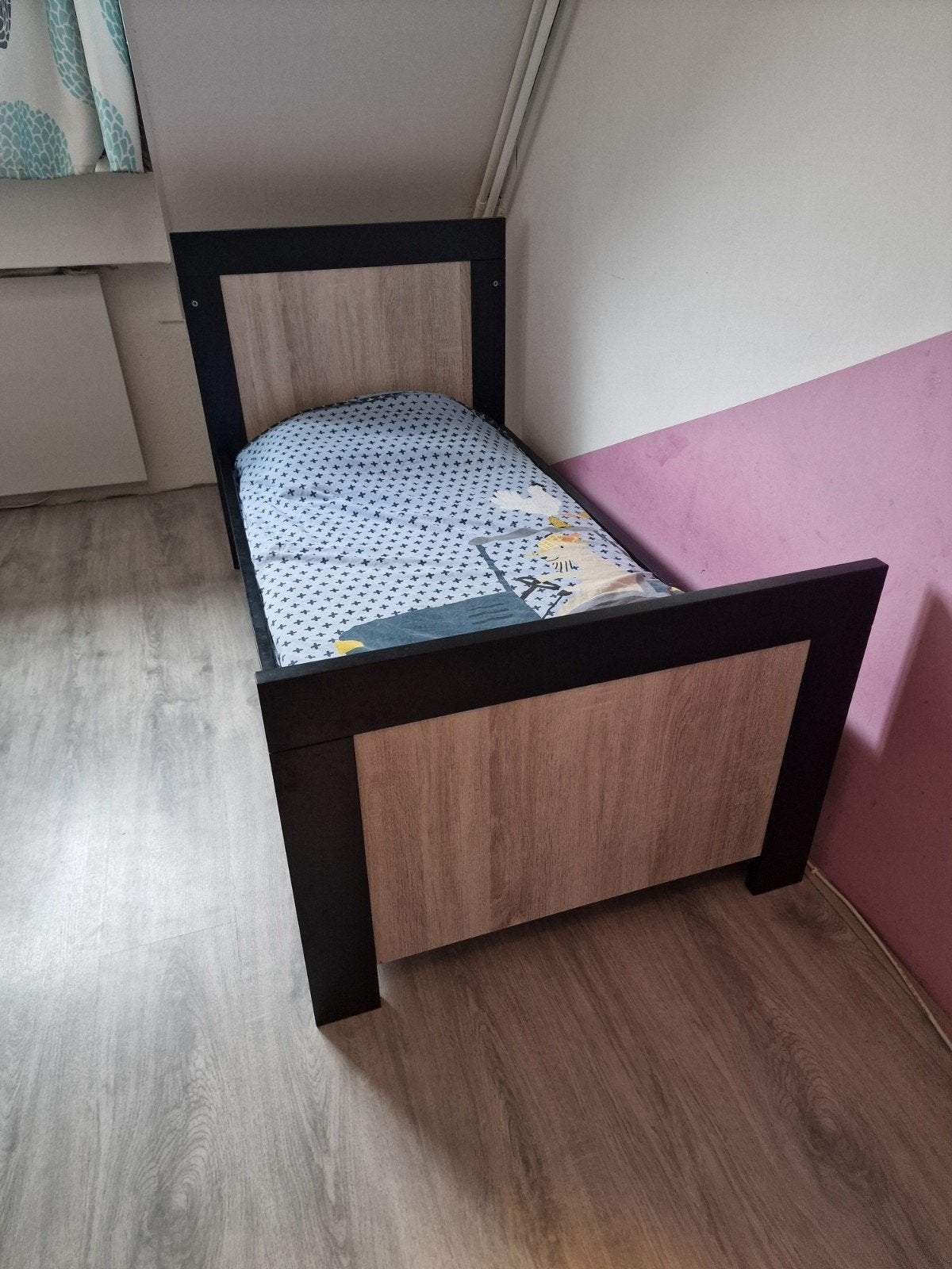 babyledikant peuterbed ombouw incl matras en beddengoed, Gebruikt, 70 tot 85 cm, 140 tot 160 cm, Ophalen