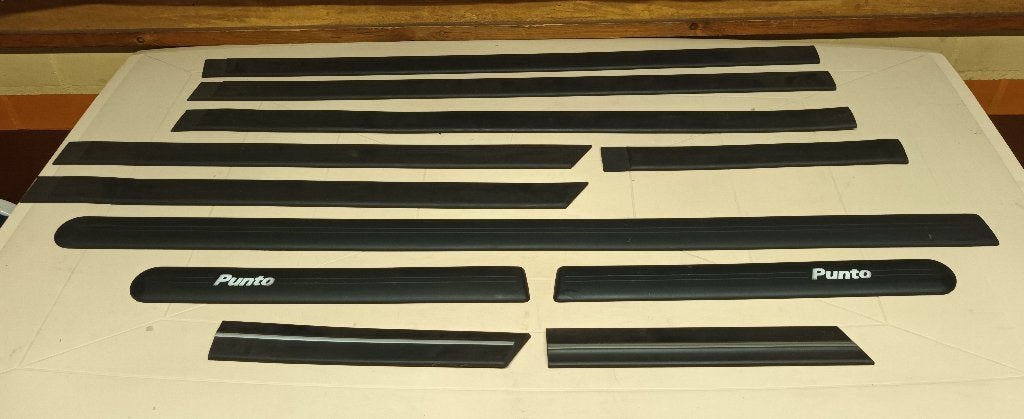 restanten van stootlijsten sets FIAT punto + cinquecento, Ophalen, Voor, Fiat, Deur