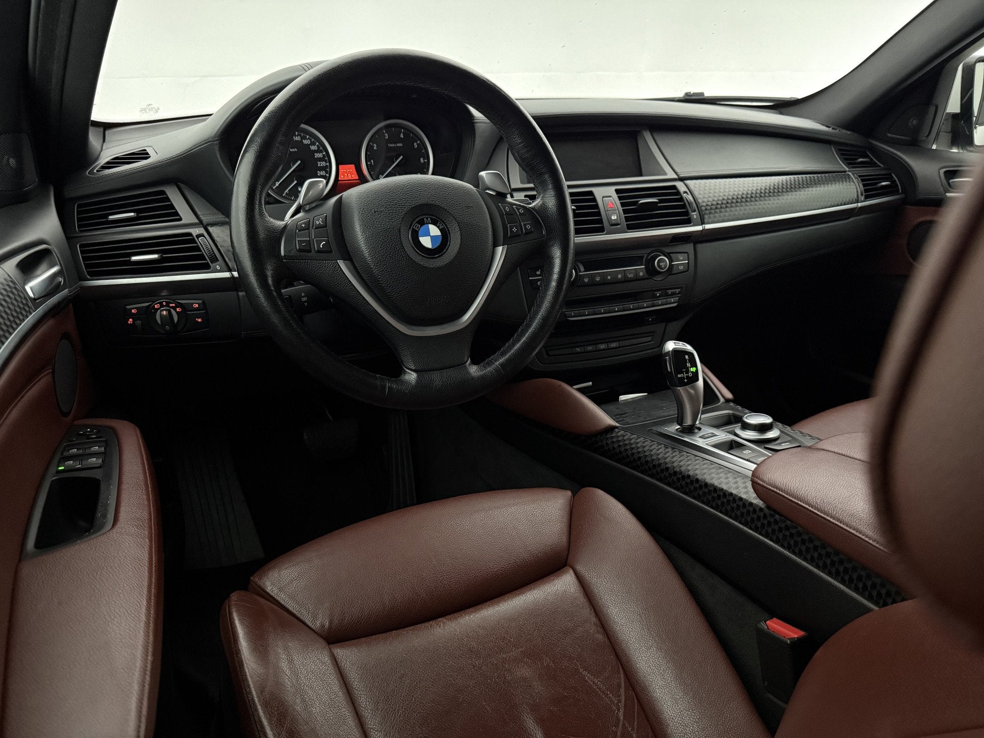 Foto 13 van BMW X6 xDrive High Executive 408PK | Youngtimer | Camera | M