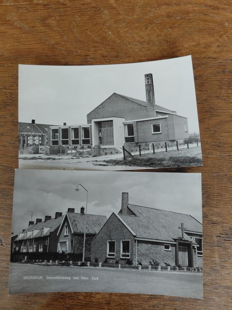 82_i. Geersdijk Geersdijkseweg met herv.k en de geref kerk, Ophalen of Verzenden, 1940 tot 1960