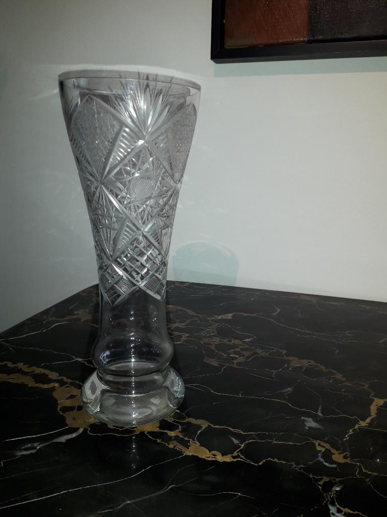 2 ANTIEKE KRISTALLEN FACET GESLEPEN VAZEN (per st te koop ), Ophalen of Verzenden