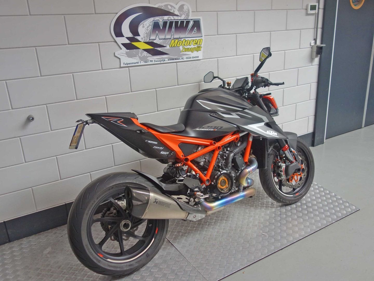 KTM 1290 SUPER DUKE RR, 2 cilinders, KTM, Motorrijbewijs A, Bedrijf