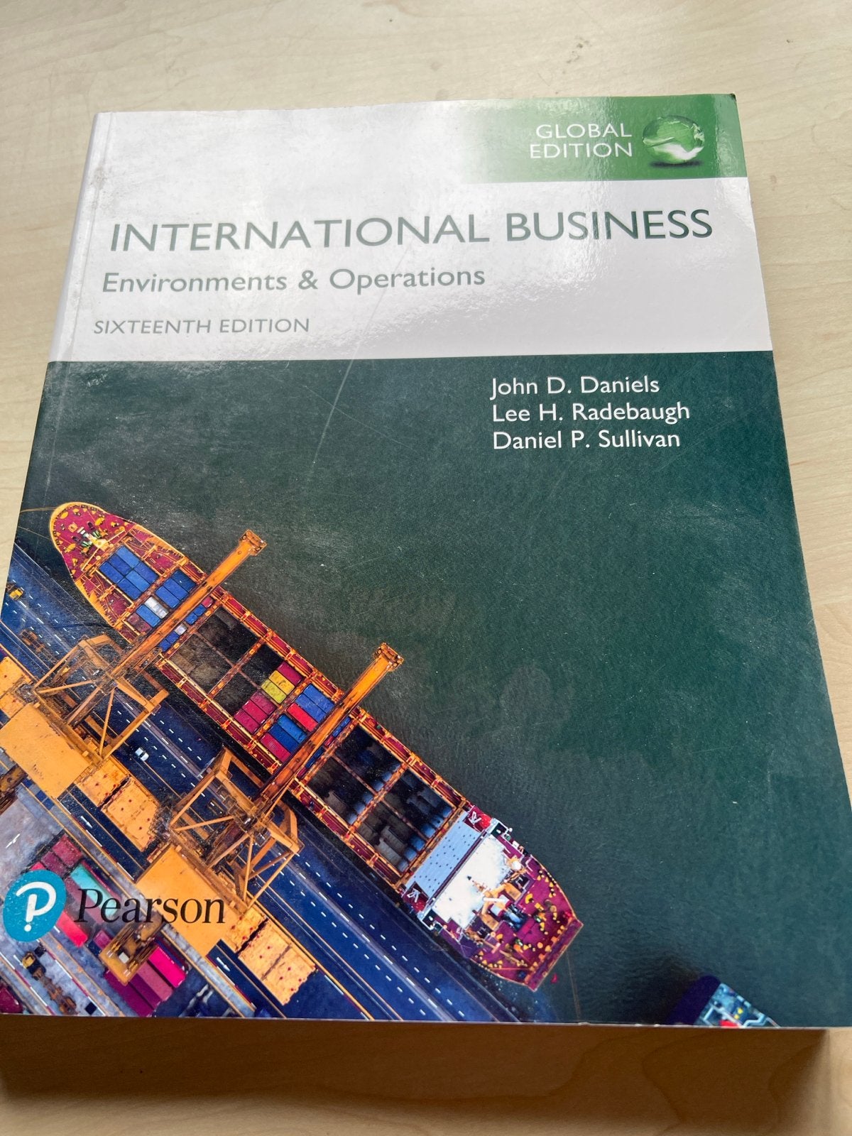 International Business: Environments & Operations 16e, Ophalen of Verzenden, Gamma, Zo goed als nieuw, HBO