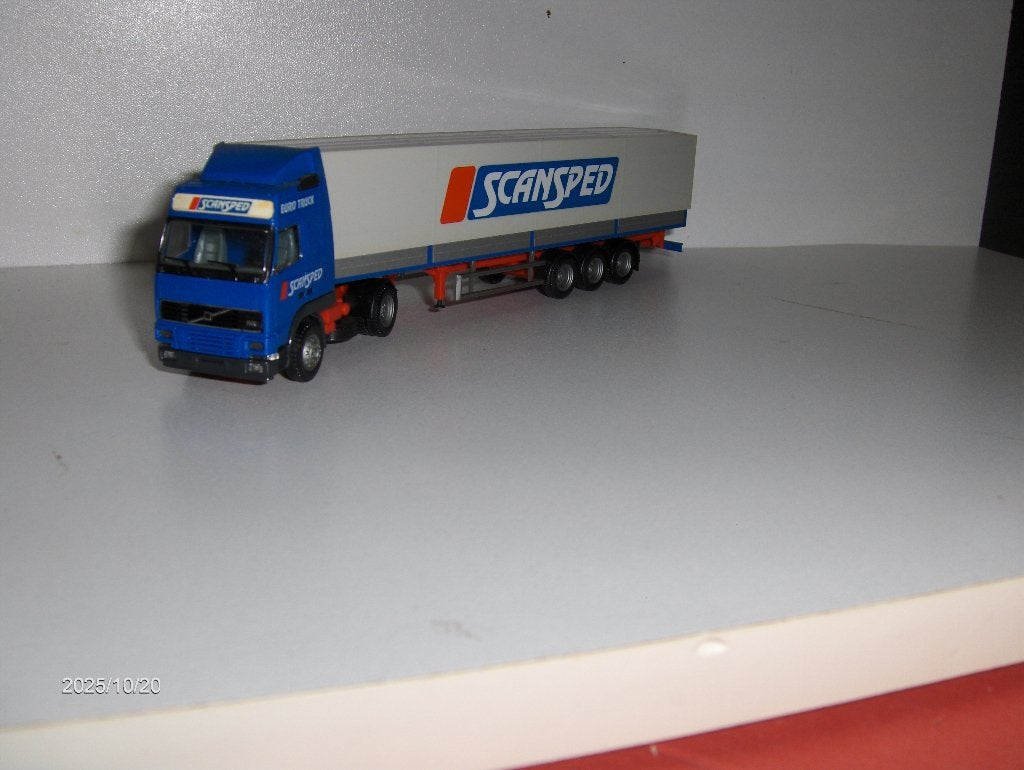 Herpa - Volvo FH 12, Ophalen of Verzenden, Zo goed als nieuw, Bus of Vrachtwagen, Herpa
