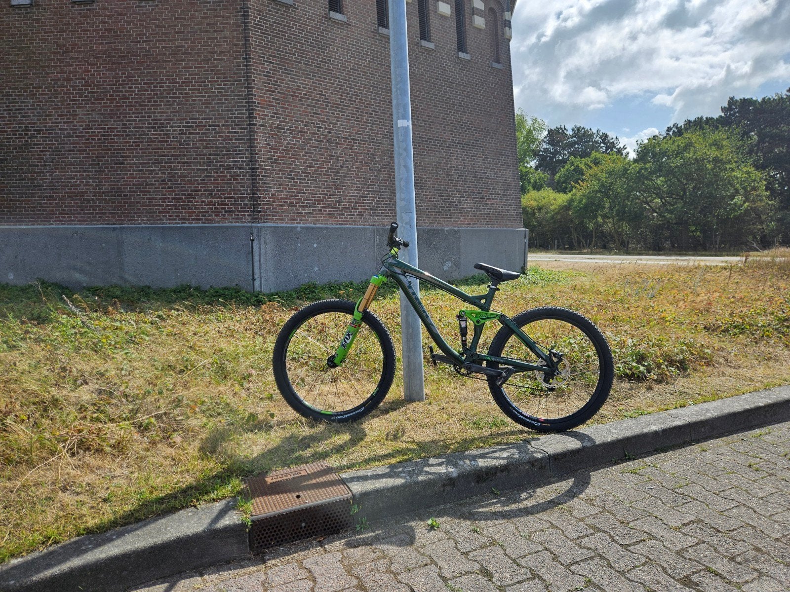 Trek Remedy 9 2013, Fietsen en Brommers, Ophalen, Gebruikt, Fully, Schijfrem