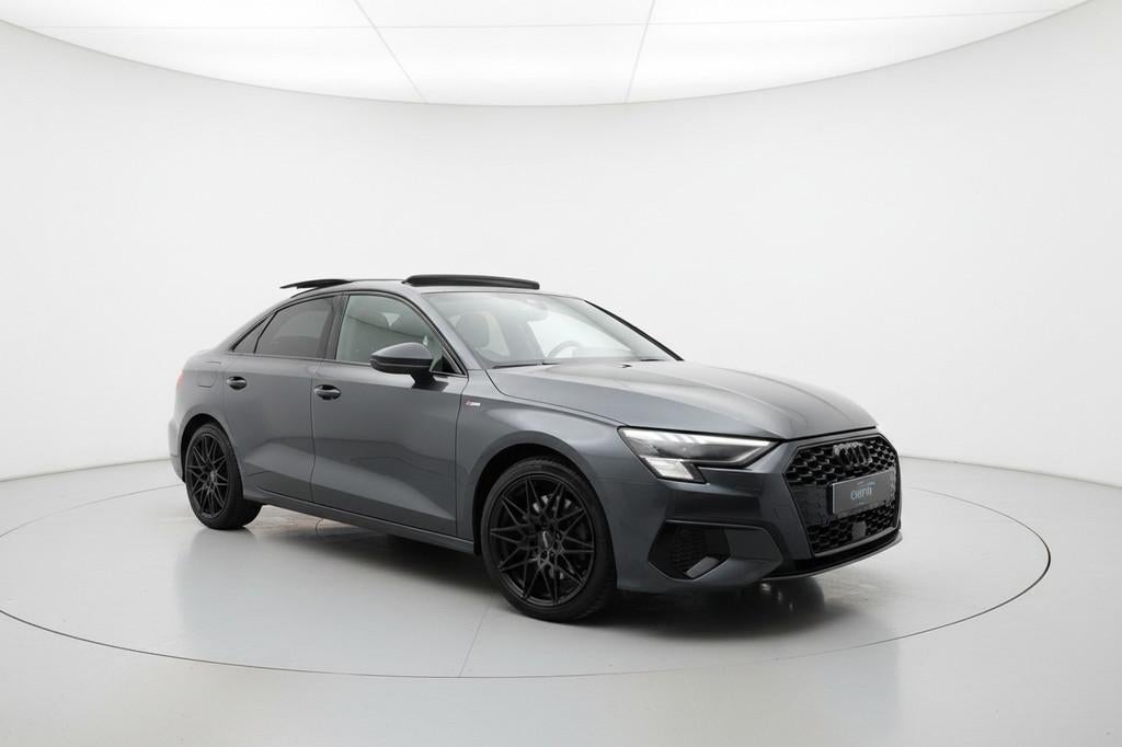 Audi A3 LIMOUSINE 35 TFSI S LINE MATRIX HUD MEMORY SFEER, Auto's, 4 cilinders, 150 pk, Bedrijf, 690 kg
