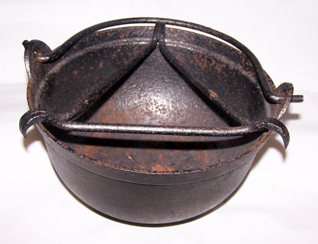Antieke gietijzeren heksenketel/cauldron met standaard. Izgs, Ophalen of Verzenden