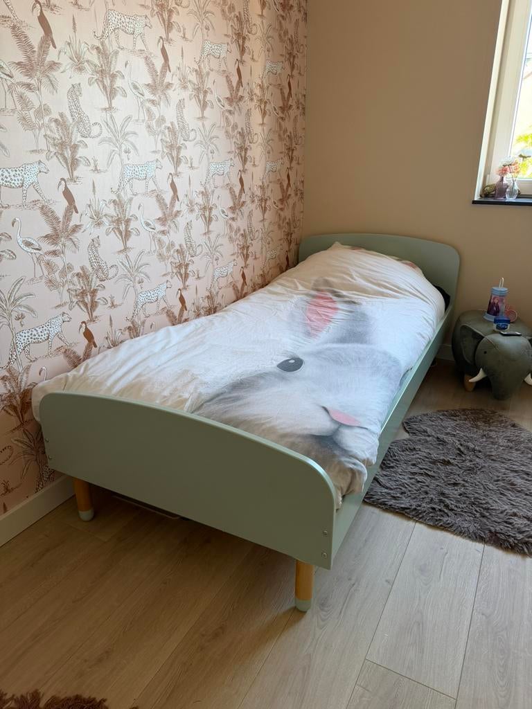 Leuk bed!, Huis en Inrichting, Slaapkamer | Complete slaapkamers, Ophalen, Zo goed als nieuw, Eenpersoons