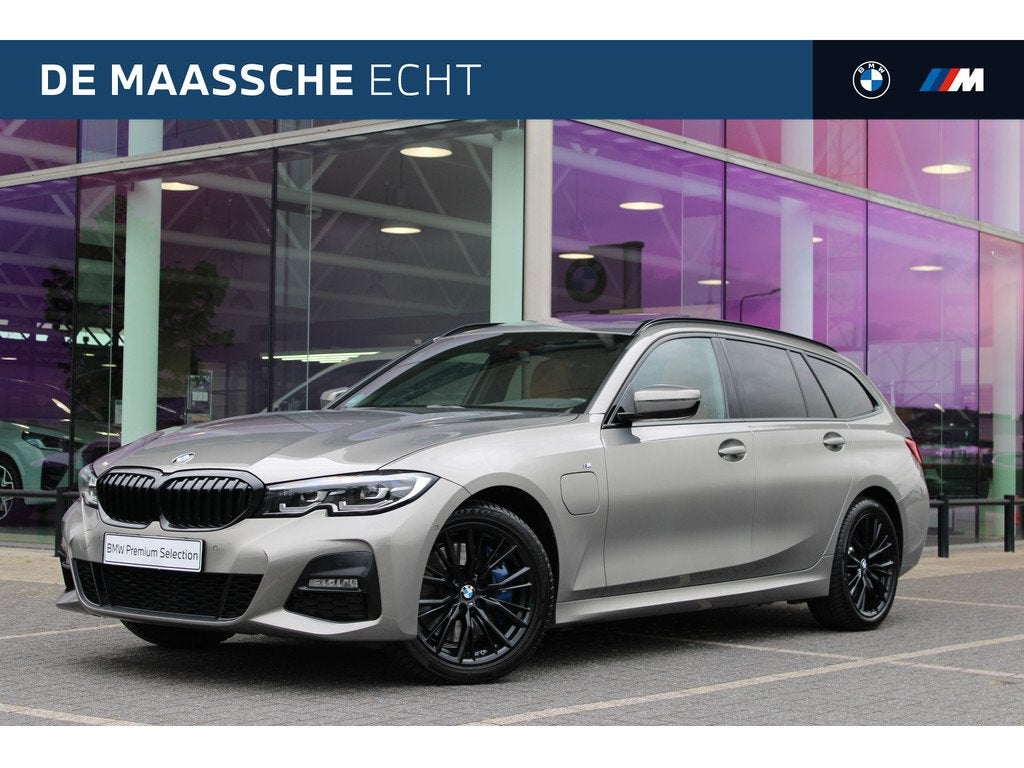 BMW 3 Serie Touring 330e eDrive High Executive M Sport Autom, 1998 cc, Achterwielaandrijving, Gebruikt, 4 cilinders