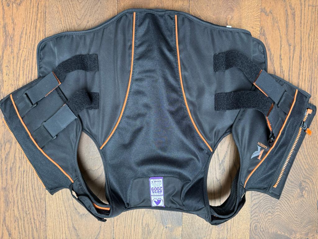 Bodyprotector kind, Ophalen, Zo goed als nieuw, Overige soorten, Bovenkleding