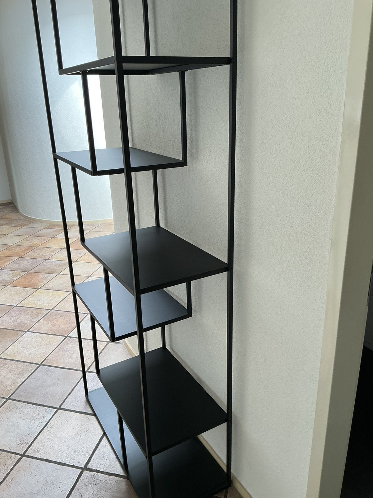Industrieel Metalen vakkenkast/ boekenkast/ roomdivider, Ophalen, Met plank(en), 50 tot 100 cm, Zo goed als nieuw