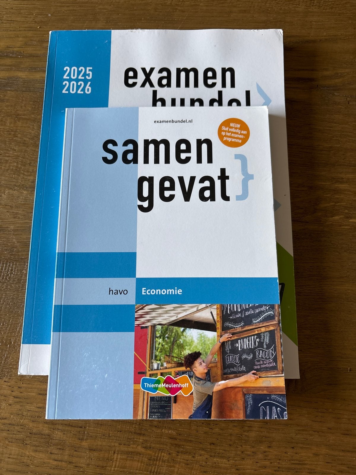 Examenbundel & Samengevat HAVO Economie 2025/2026, Ophalen of Verzenden, Zo goed als nieuw, HAVO, Economie