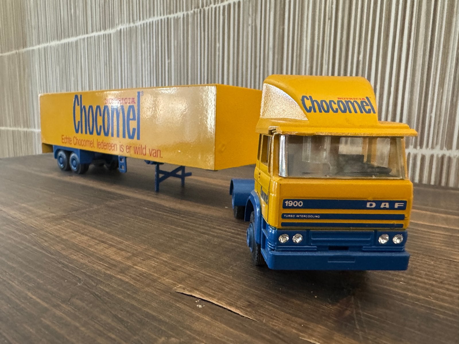 Lion CAR No 36 Chocomel DAF vrachtwagen Made in Holland, Ophalen of Verzenden, Gebruikt, Bus of Vrachtwagen