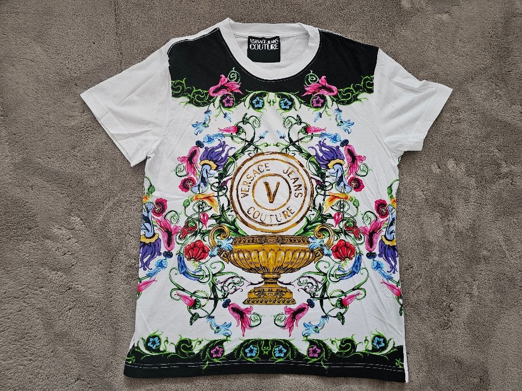 Versace Jeans Couture T-Shirt maat L (Valt als M), Zo goed als nieuw, Versace Jeans Couture, Meerkleurig, Verzenden