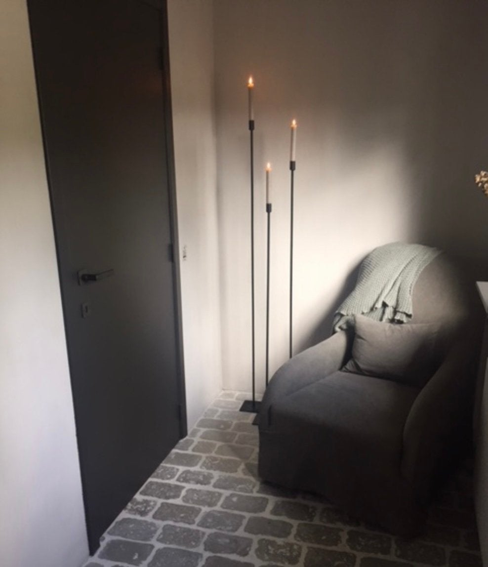 PUUR Wonen Beau vloerkandelaar set zwart, Huis en Inrichting, Woonaccessoires | Kandelaars en Kaarsen, Ophalen, Zo goed als nieuw