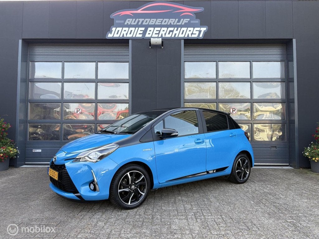 Toyota Yaris 1.5 Hybrid Y20 Exlusive Edition SkyBlue, Gebruikt, Euro 6, 4 cilinders, Blauw