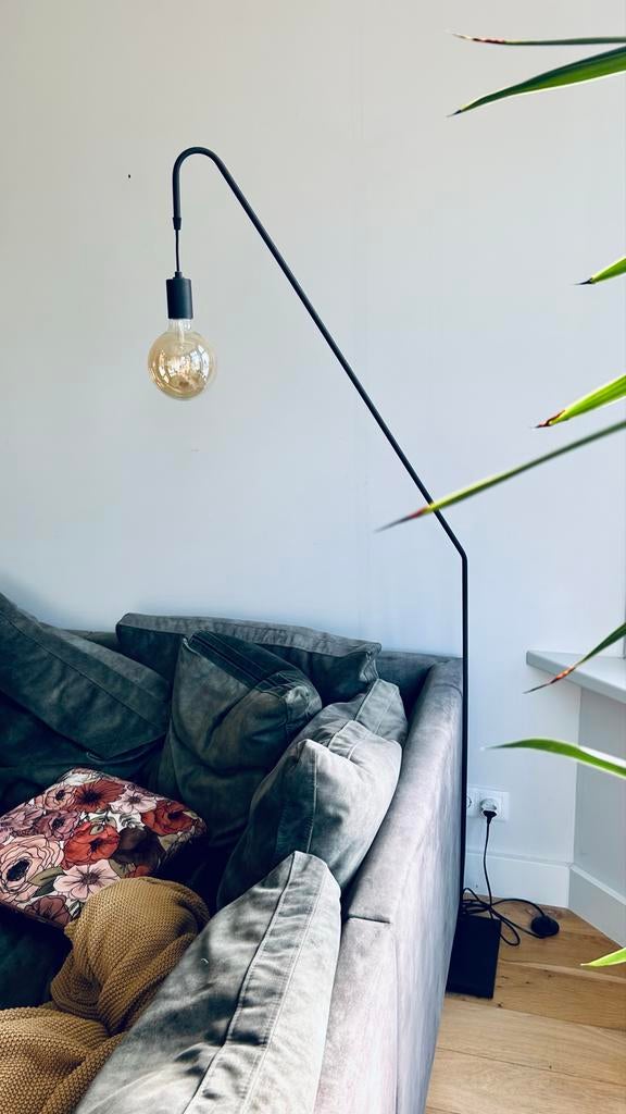 Rod vloerlamp By Rydens - Zwart metaal, Ophalen, Gebruikt, Metaal, Minimalistic / Funkis