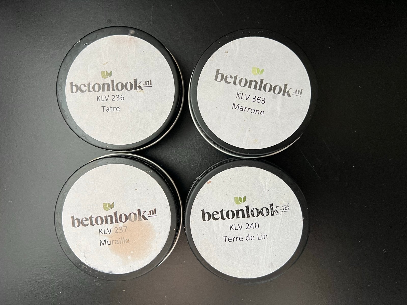 Betonlook kalkverf kleur testers - Diverse tinten, Doe-het-zelf en Verbouw, Overige kleuren, Ophalen of Verzenden, Minder dan 5 liter