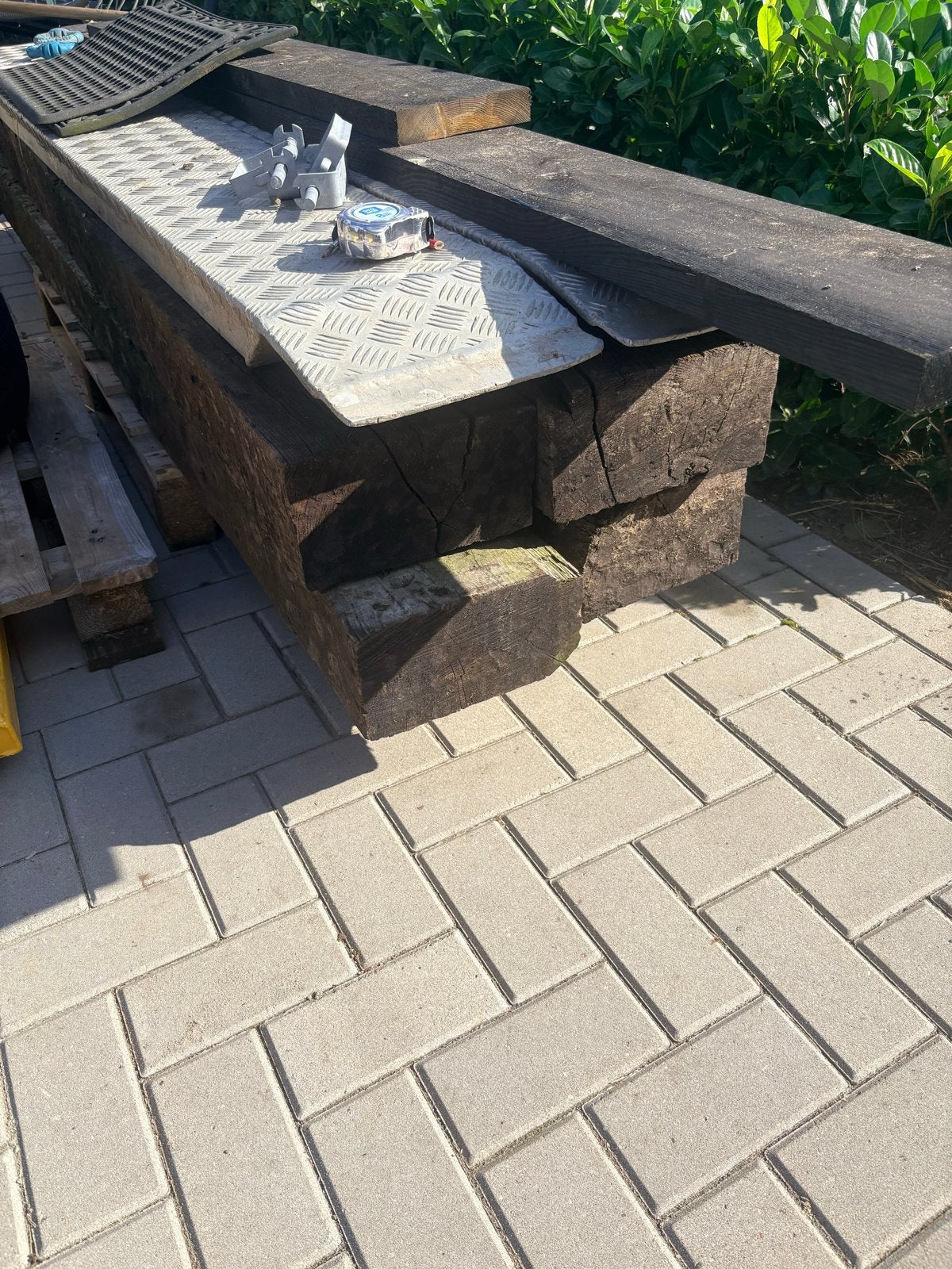 4 eiken bielzen van 255cm lang voor projecten, Ophalen, Gebruikt, Biels, 200 cm of meer
