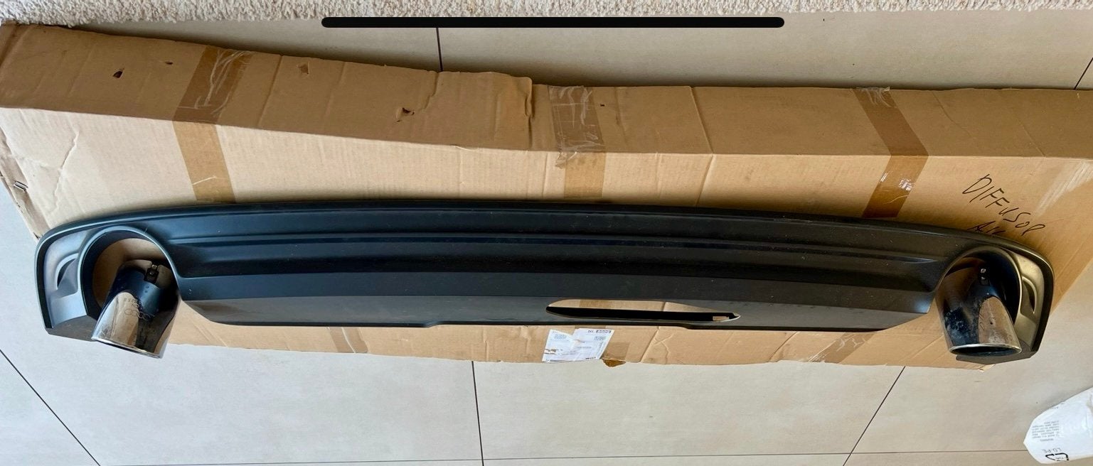Orginele audi a4 b9 avant s-line diffuser zwart optiek, Ophalen, Gebruikt, Audi, Achter