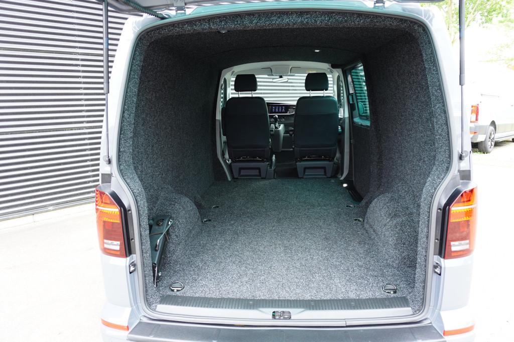 Volkswagen Transporter 150pk Automaat L2H1 Bulli Digitaal Da, Auto's, Voorwielaandrijving, Gebruikt, 4 cilinders, 150 pk