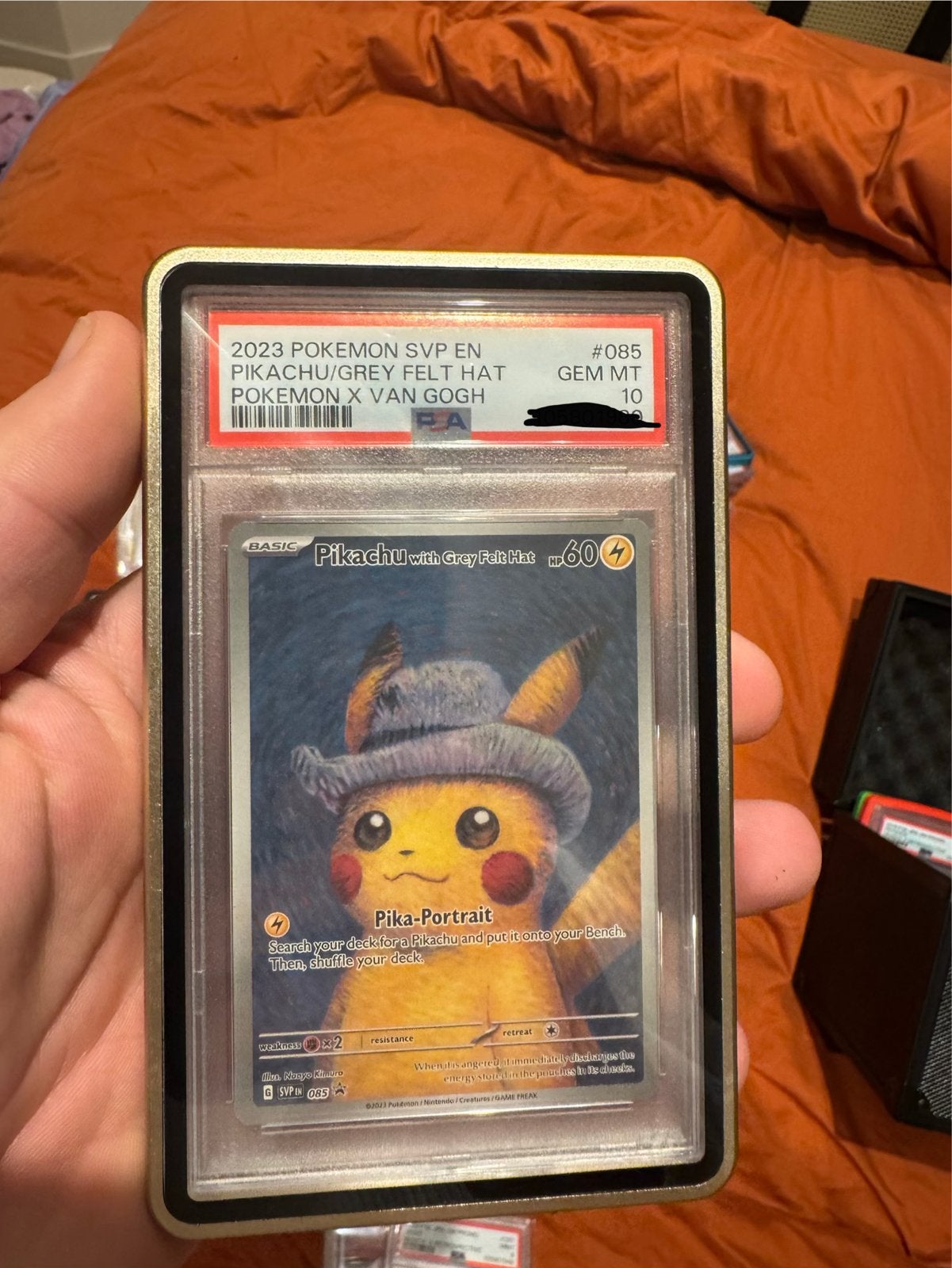 Pikachu with grey felt hat x Van Gogh PSA 10, Ophalen of Verzenden, Nieuw, Losse kaart