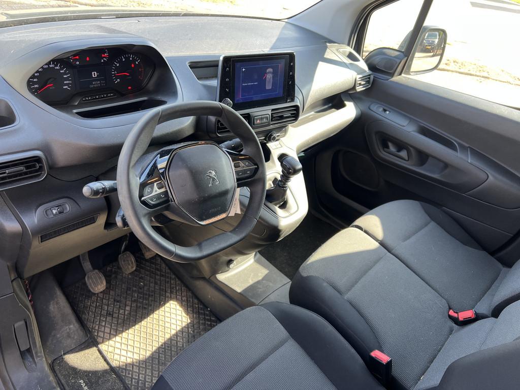 Peugeot Partner 1.5 BlueHDI Premium 3 Pers. (bj 2022), Voorwielaandrijving, Navigatiesysteem, Gebruikt, 4 cilinders