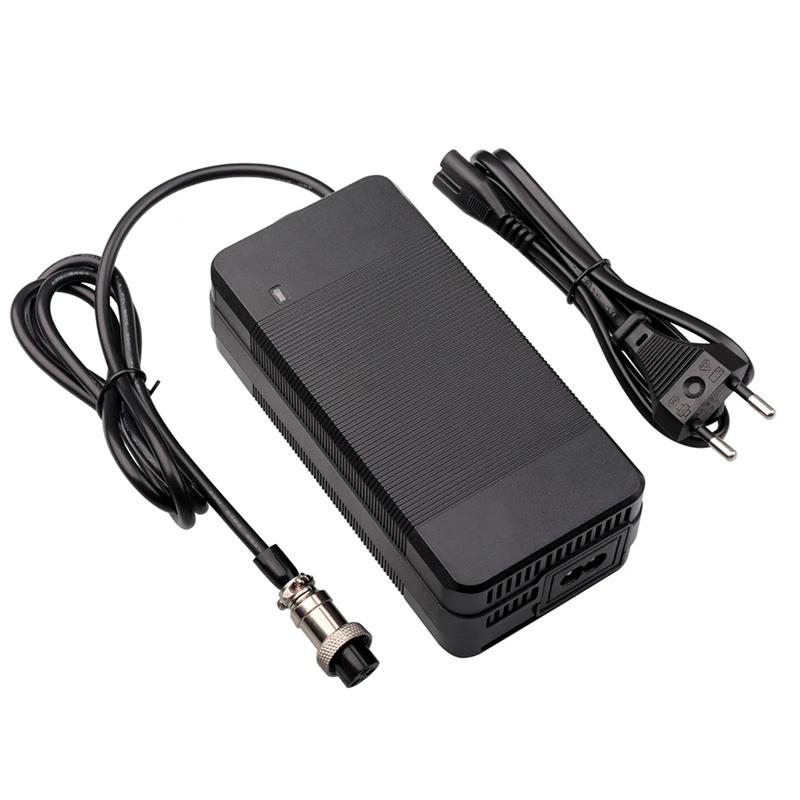 Oplader voor electric ebike lithium 36 - 48V 3A, Audio, Tv en Foto, Opladers, Ophalen of Verzenden, Nieuw