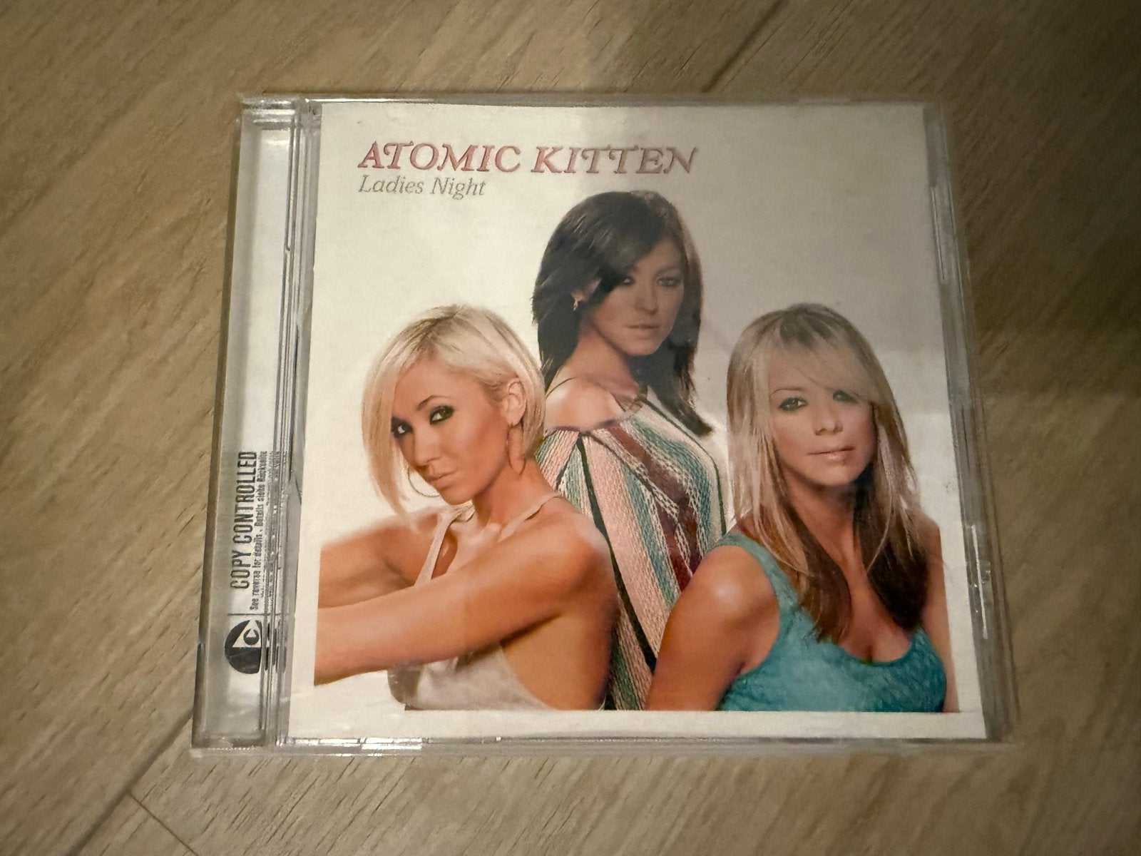 Atomic Kitten - Ladies Night CD (Pop, 2003), Pop, Ophalen of Verzenden, Zo goed als nieuw, Inclusief doosje