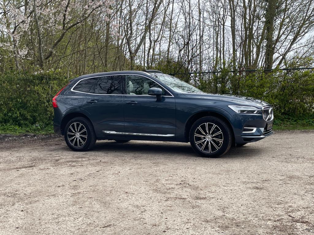 Volvo XC60 T8 Twin Engine Inscription / BTW / Luchtvering, Auto's, Volvo, Bedrijf, XC60, 4x4, ABS, Achteruitrijcamera, Adaptieve lichten