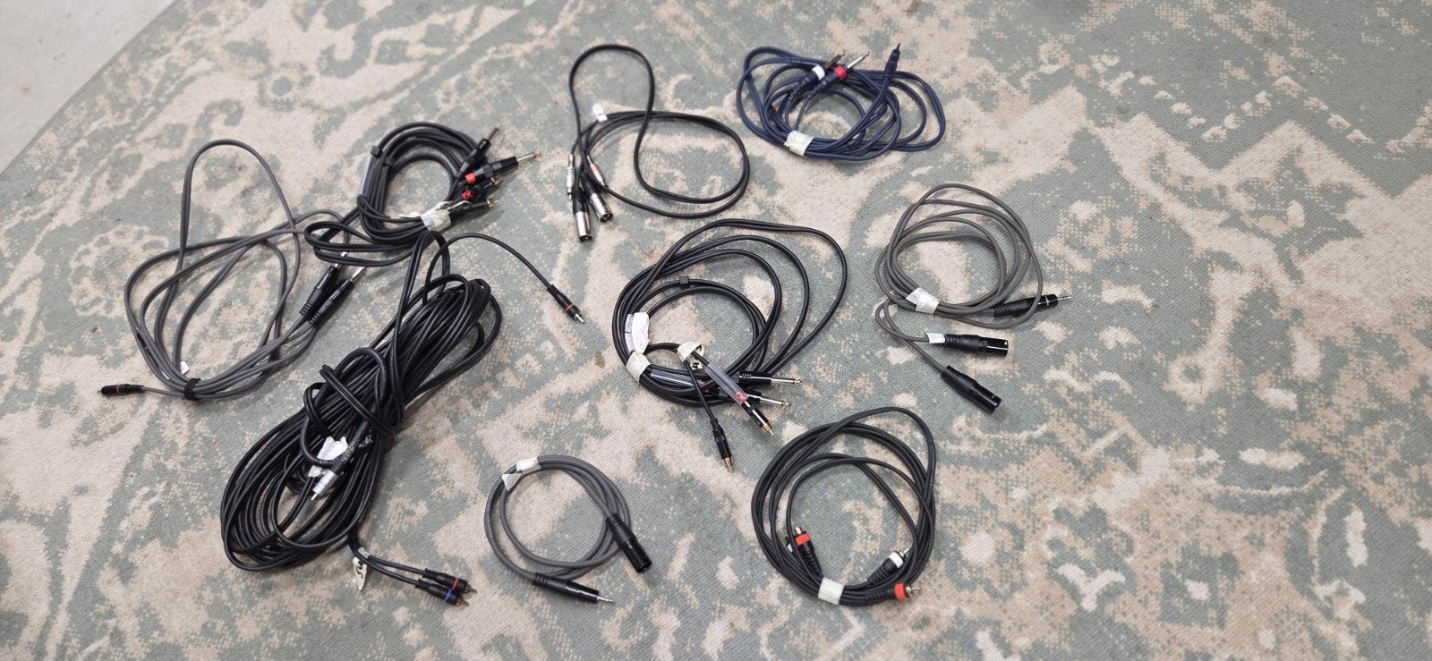 diverse kabels xlr, rca, jack., Ophalen of Verzenden, Minder dan 2 meter, Overige kabels