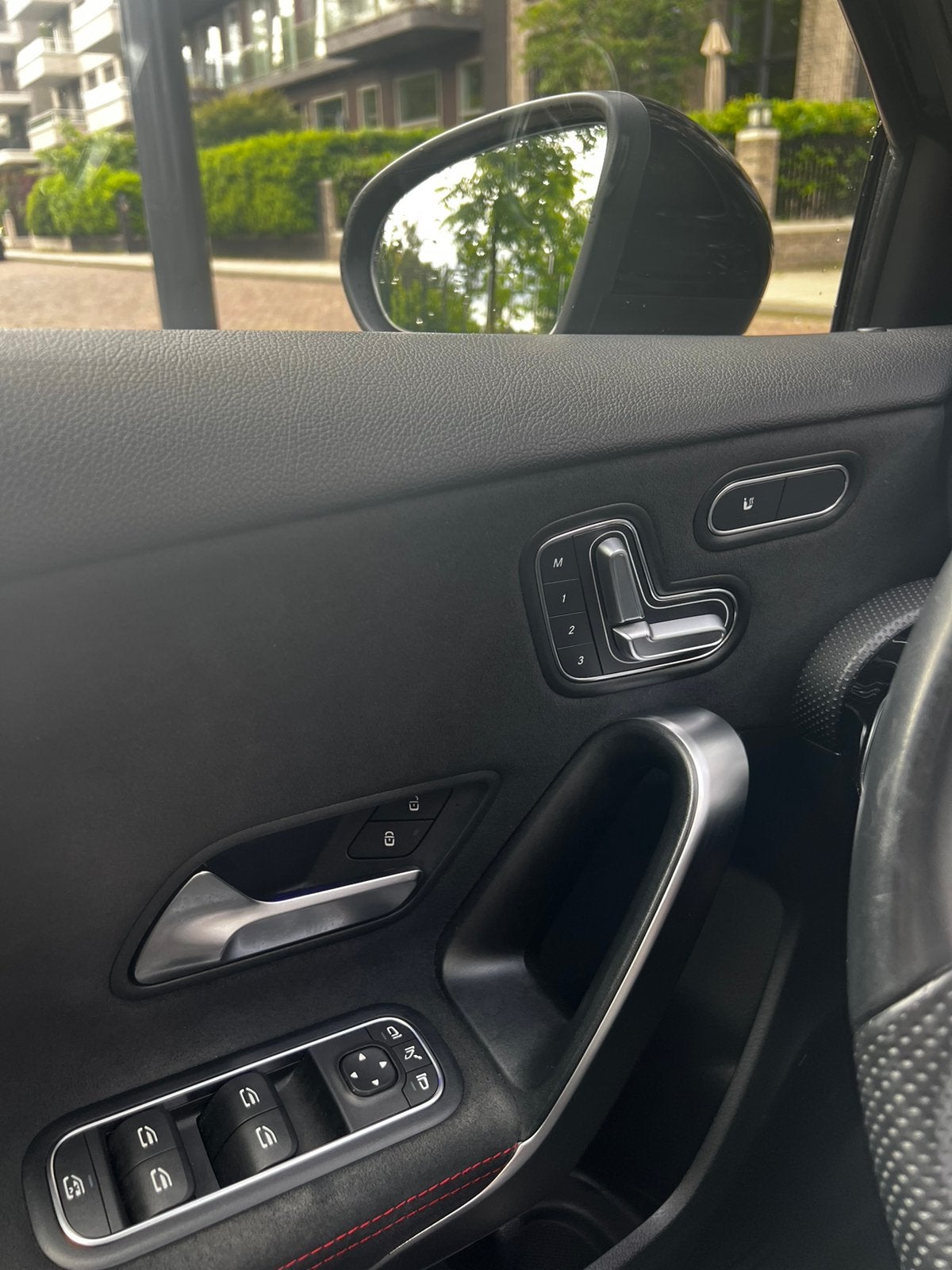 Mercedes-Benz A-Klasse A 200 163pk 7G-DCT 2019 Zwart, Auto's, 15 km/l, 4 cilinders, Particulier, 1600 kg