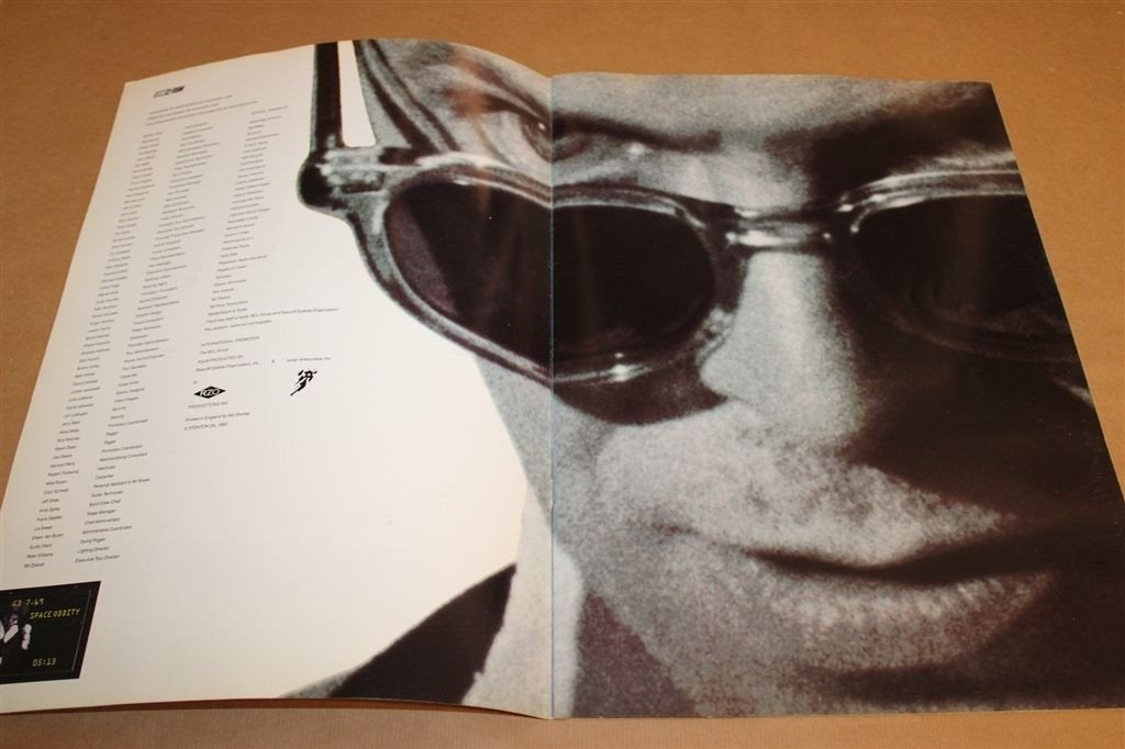 David Bowie Sound + Vision Tour 1990 — Programmaboek, Ophalen of Verzenden, Gelezen, Artiest