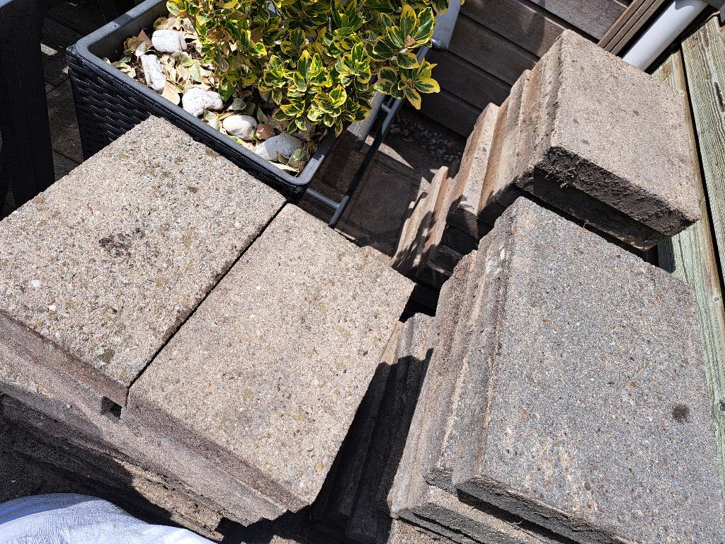 Gratis Tegels ophalen, Tuin en Terras, Tegels en Klinkers, Ophalen, Gebruikt, Overige materialen, Terrastegels