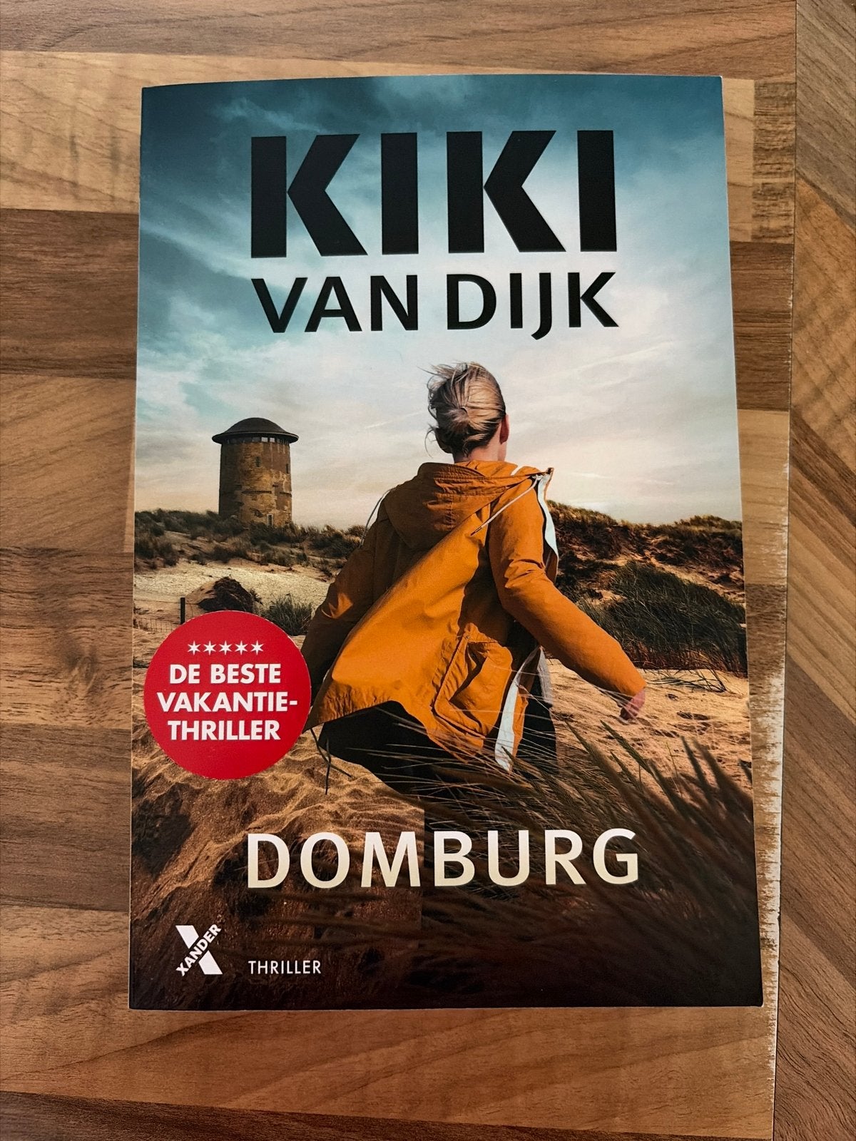 Kiki van Dijk - Domburg (Thriller), Boeken, Ophalen of Verzenden, Zo goed als nieuw, Nederland