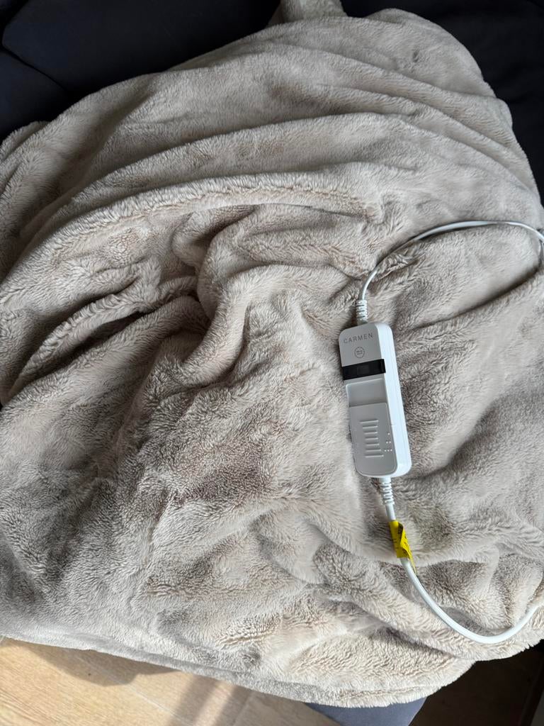 Carmen Elektrische Knuffeldeken CEB1815B - 180x130cm, 120W, Ophalen, Zo goed als nieuw