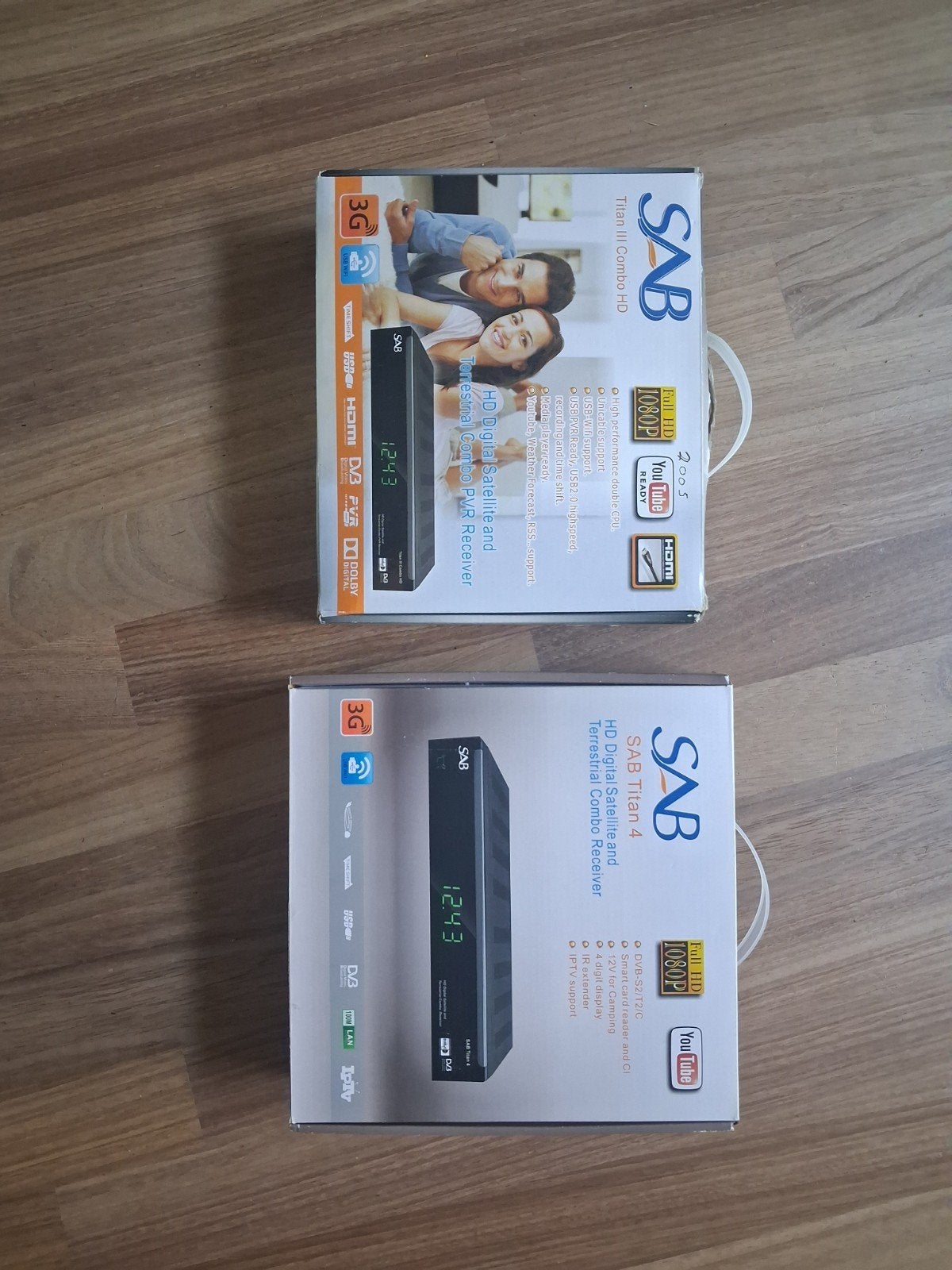 Complete schotelset met ontvangers en statief, Ophalen, Gebruikt, (Schotel)antenne, Overige merken