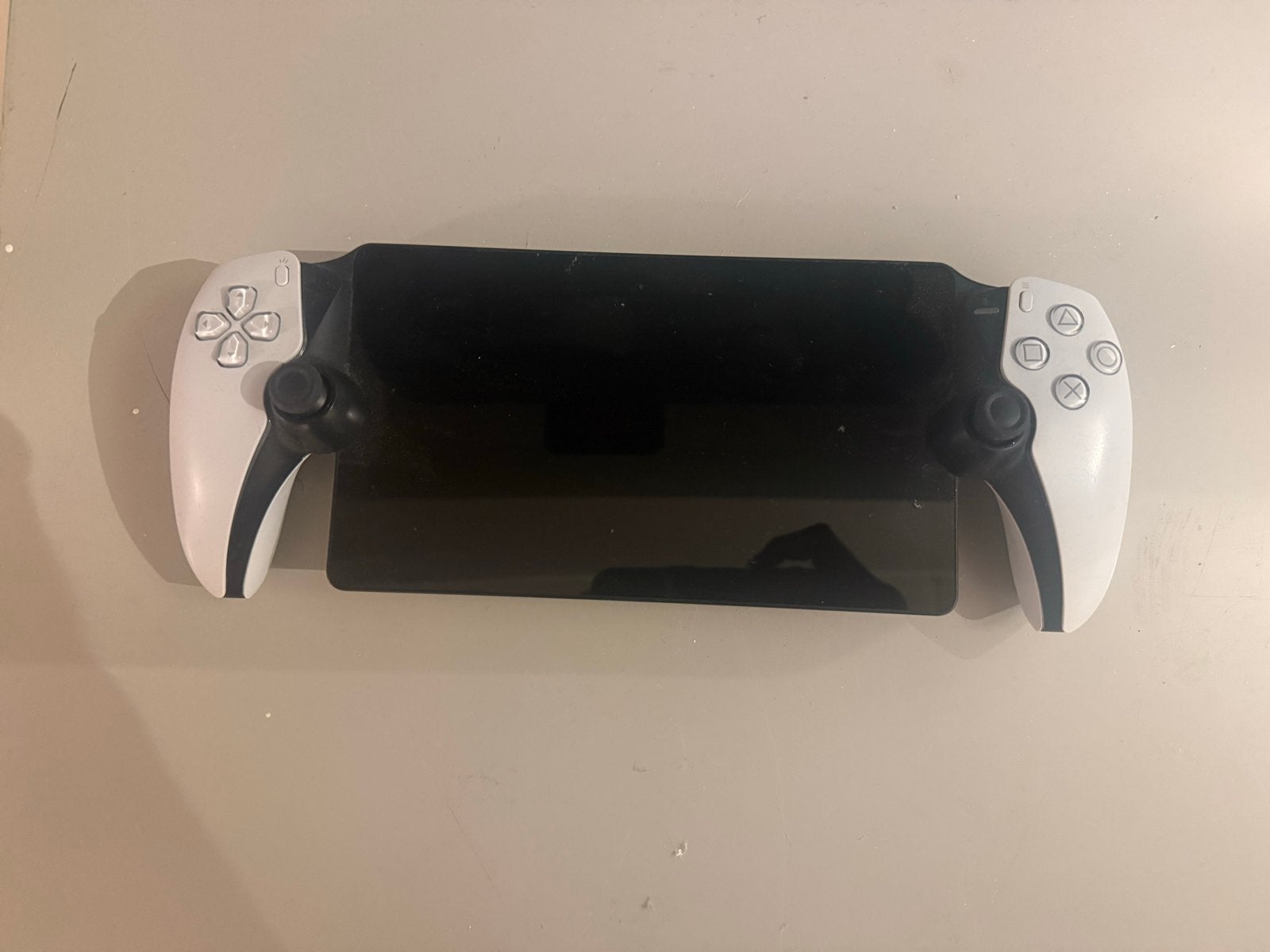 Foto 4 van PlayStation Portal - Zo goed als nieuw
