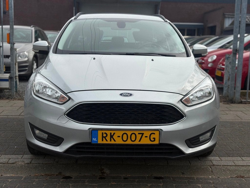 Ford Focus Wagon 1.0 Lease Edition | NWE D-Riem | Navigatie, Gebruikt, Automatische klimaatregeling, Origineel Nederlands, Handgeschakeld